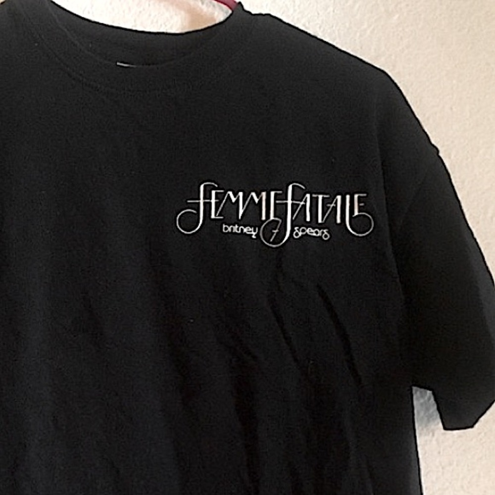 Britney Femme Fatale tour crew tshirt med
